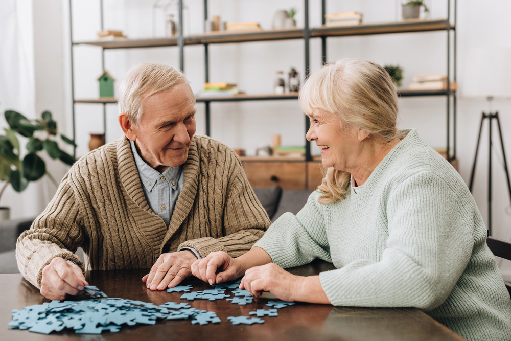 Depositphotos_232757218_S Compassionate Alzheimer’s care management for elderly individuals.