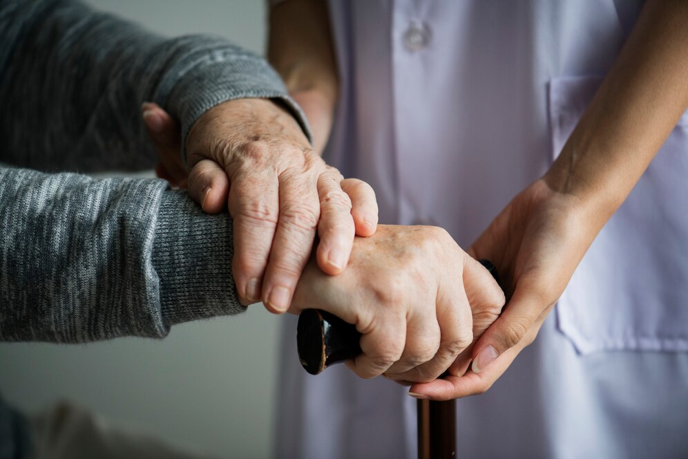 image (2) EldeTree provides resources for families navigating dementia care assistance.